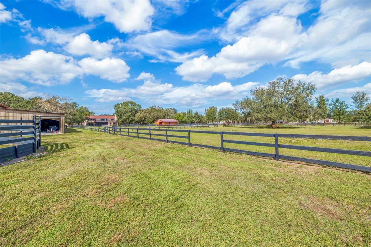 9510 36th Avenue E, Palmetto, FL 34221 Photo