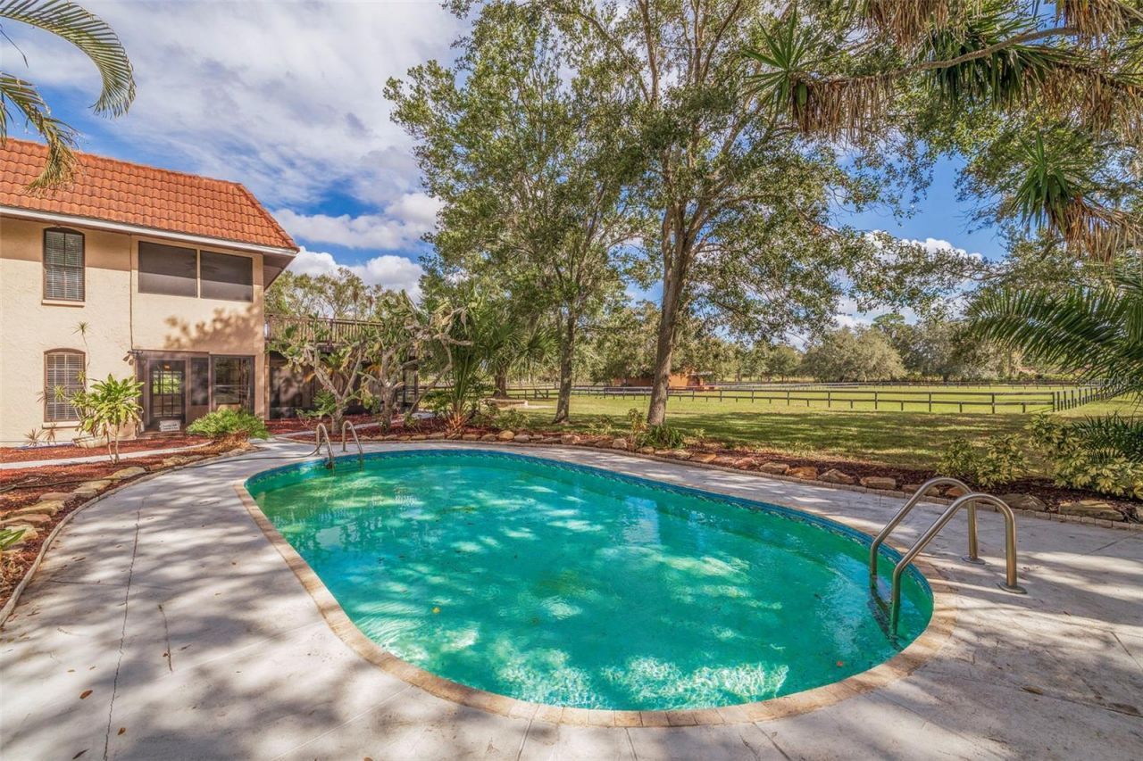 9510 36th Avenue E, Palmetto, FL 34221 Photo