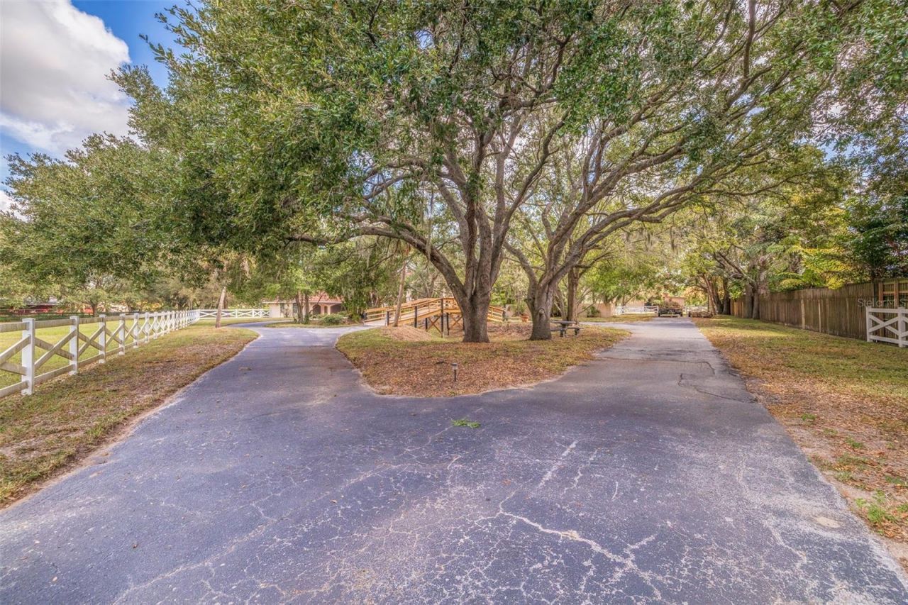 9510 36th Avenue E, Palmetto, FL 34221 Photo