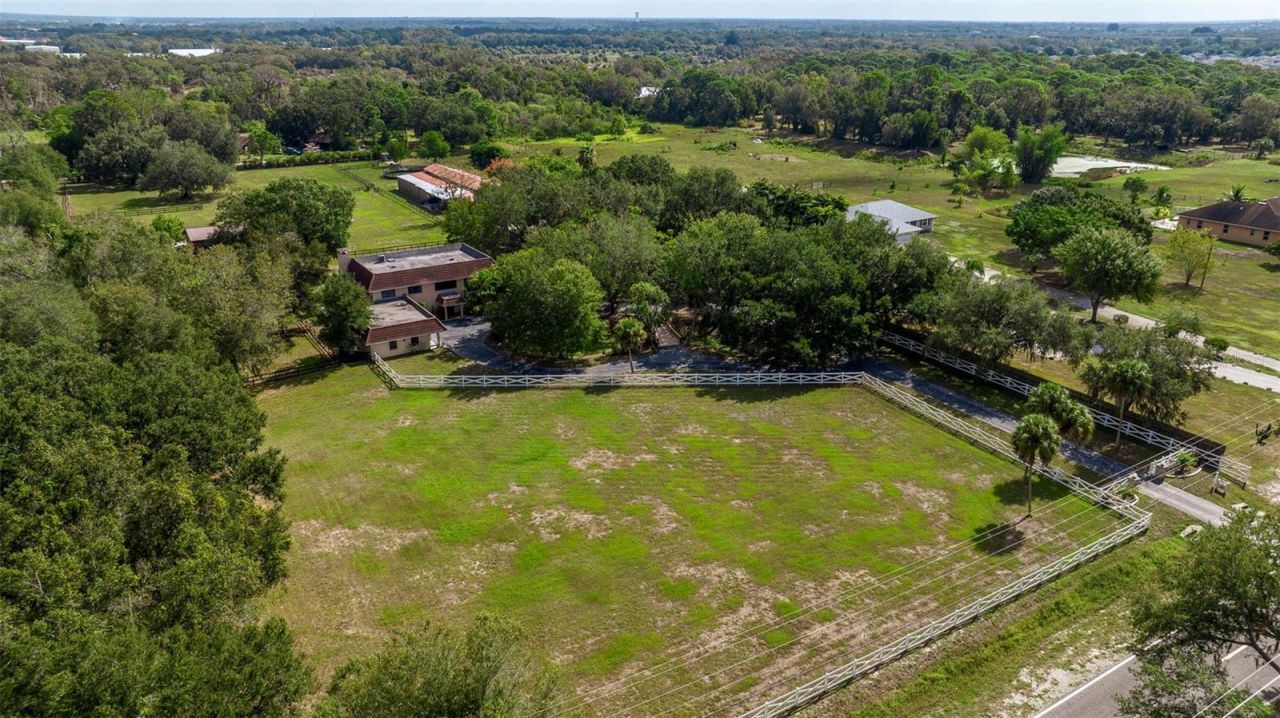 9510 36th Avenue E, Palmetto, FL 34221 Photo