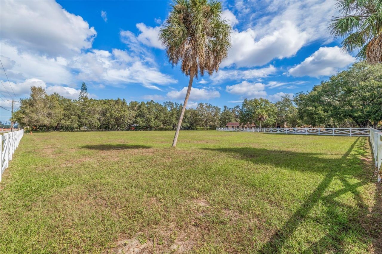 9510 36th Avenue E, Palmetto, FL 34221 Photo