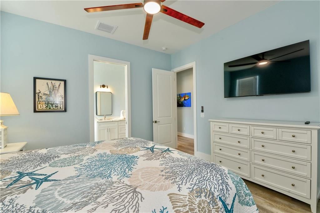 146 Miramar St, Fort Myers Beach, FL 33931 Photo
