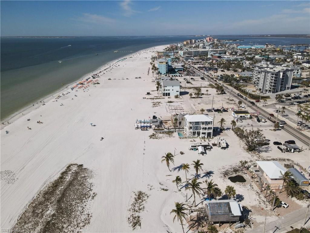 146 Miramar St, Fort Myers Beach, FL 33931 Photo