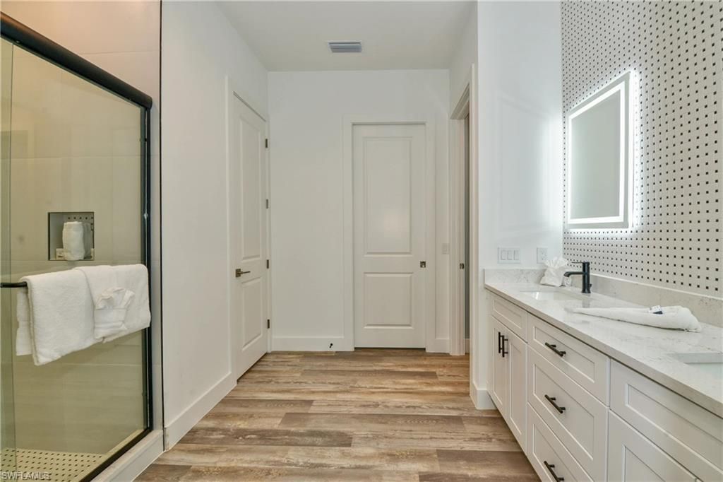 146 Miramar St, Fort Myers Beach, FL 33931 Photo