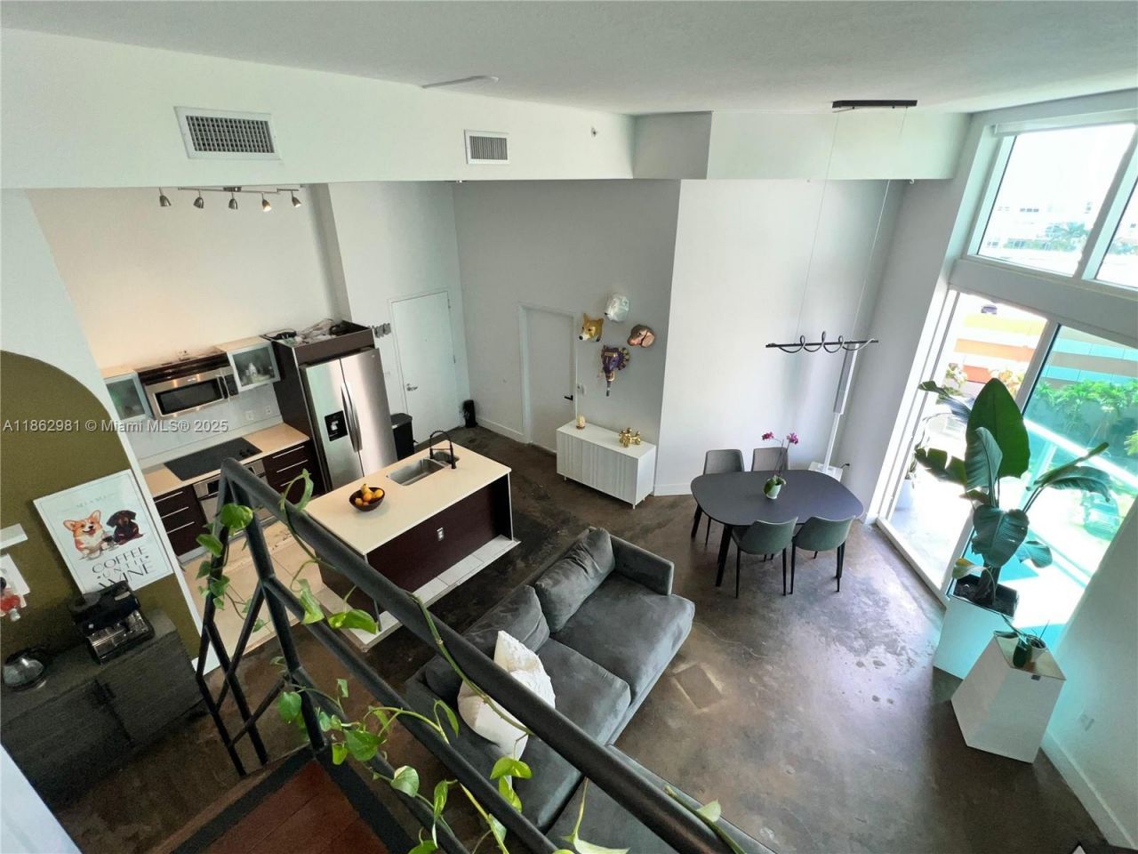 1900 N Bayshore Dr, Unit 909, Miami, FL 33132 Photo