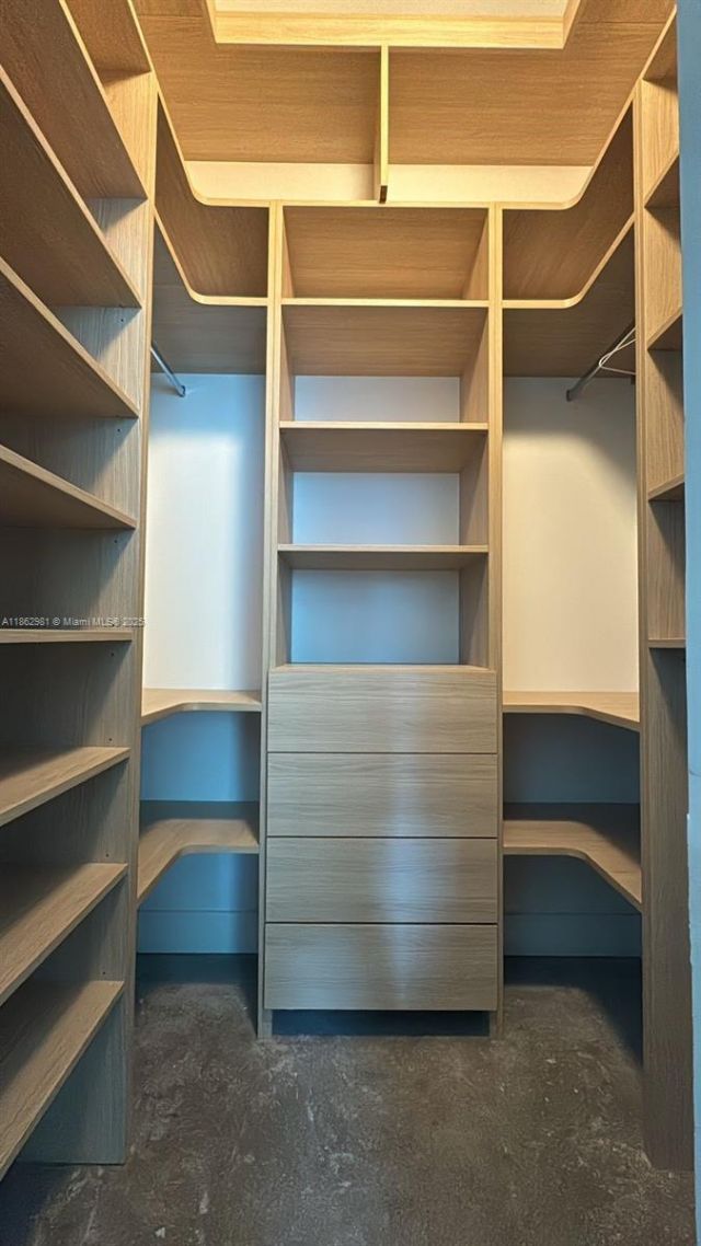 1900 N Bayshore Dr, Unit 909, Miami, FL 33132 Photo