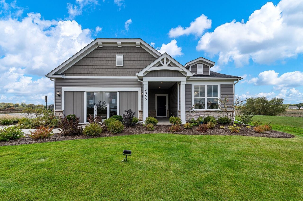 1247 Kessler Drive, Mundelein, IL 60060 Main Photo