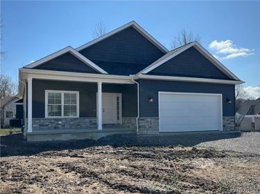 55 Birch Lane, Williamsville, NY 14221