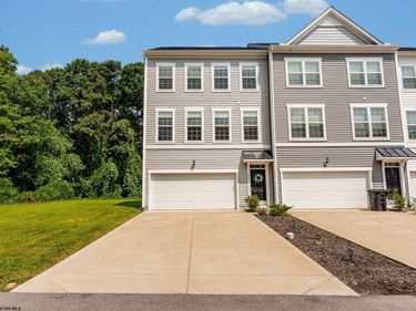 301 Bay Street, Morgantown, WV 26508