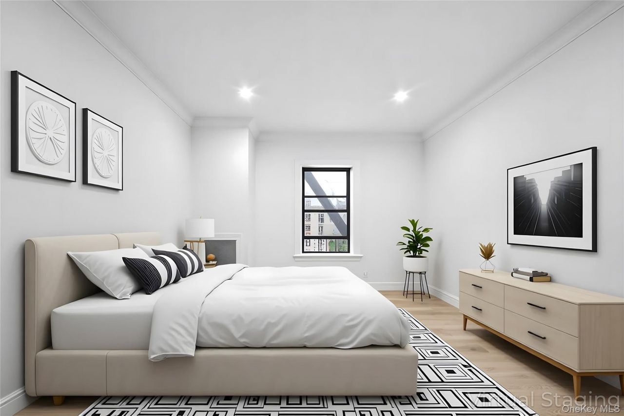31-14 Crescent Street, Unit 5B, Astoria, NY 11106 Main Photo