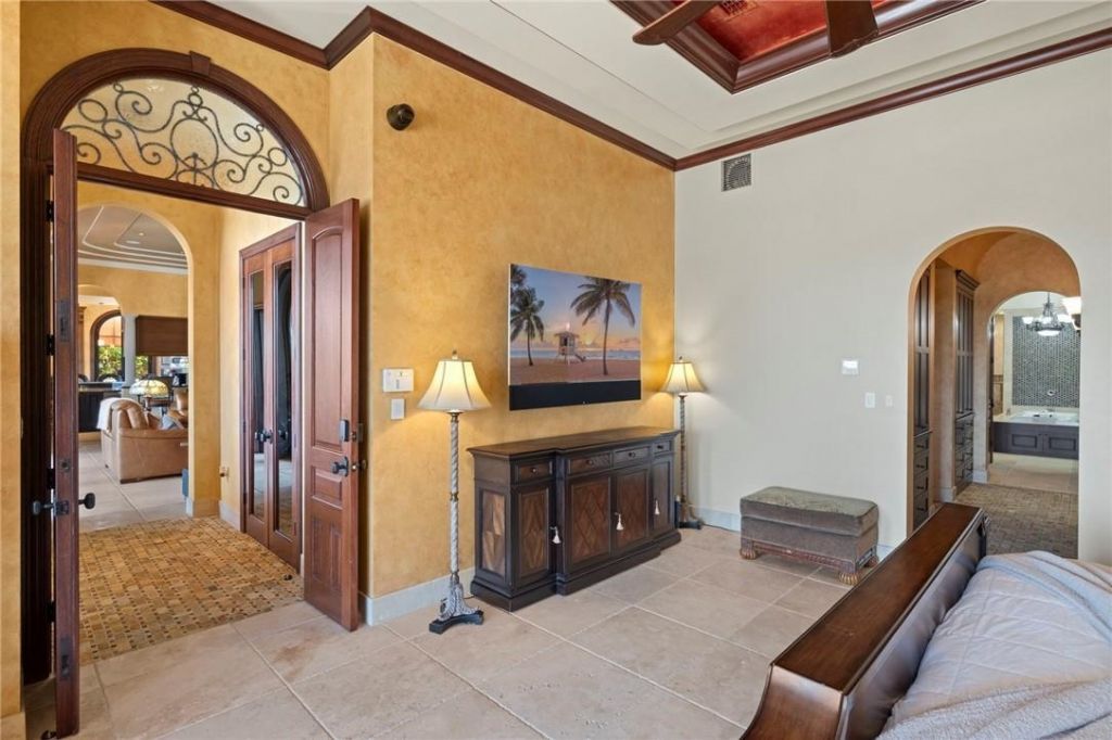 841 Cypress Lake Cir, Fort Myers, FL 33919 Photo