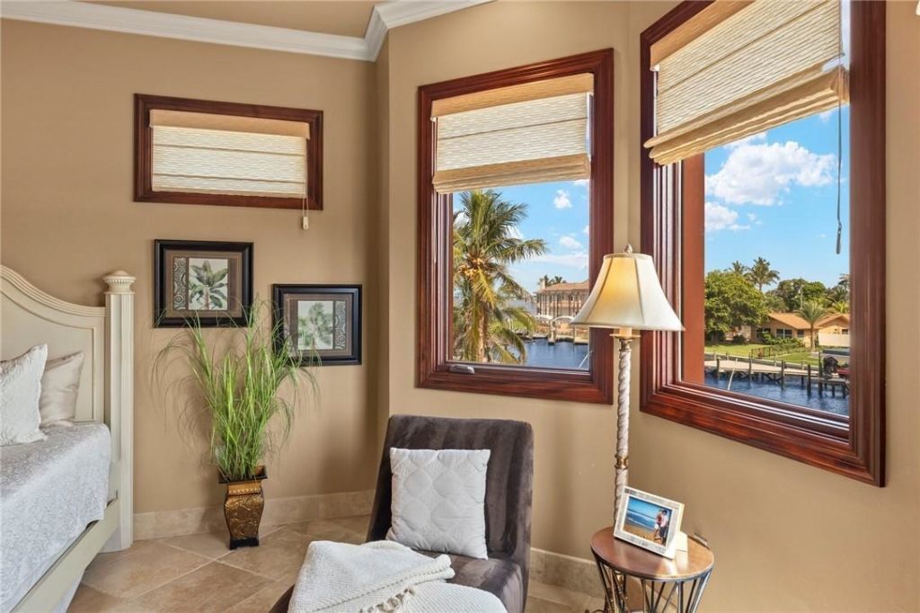 841 Cypress Lake Cir, Fort Myers, FL 33919 Photo