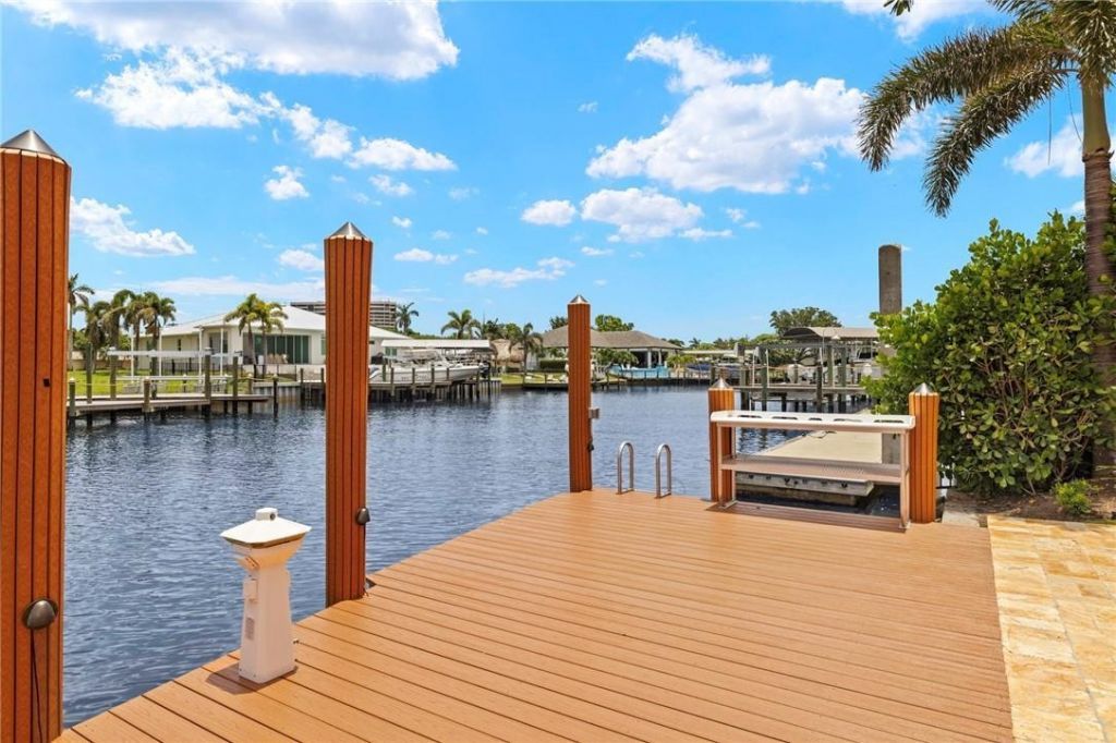 841 Cypress Lake Cir, Fort Myers, FL 33919 Photo