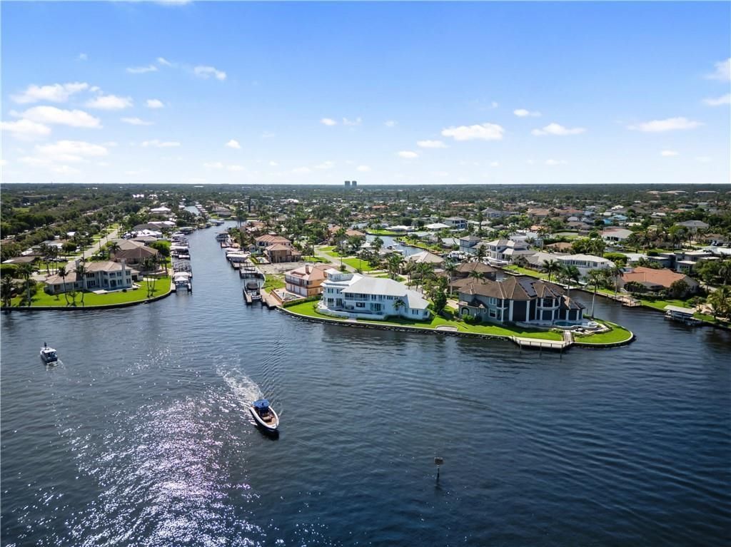 841 Cypress Lake Cir, Fort Myers, FL 33919 Photo