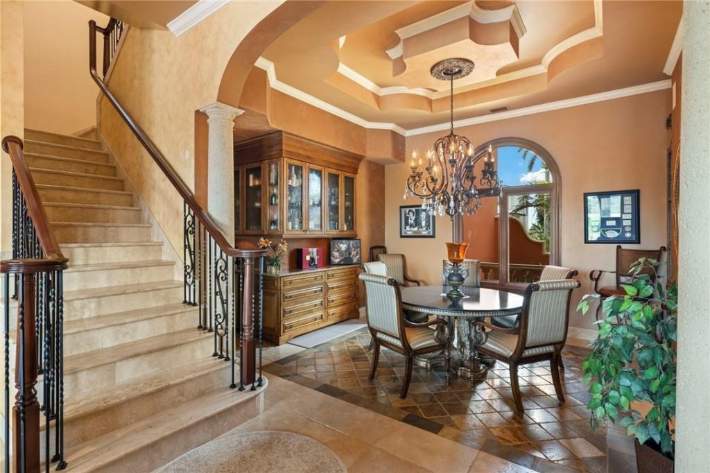 841 Cypress Lake Cir, Fort Myers, FL 33919 Photo