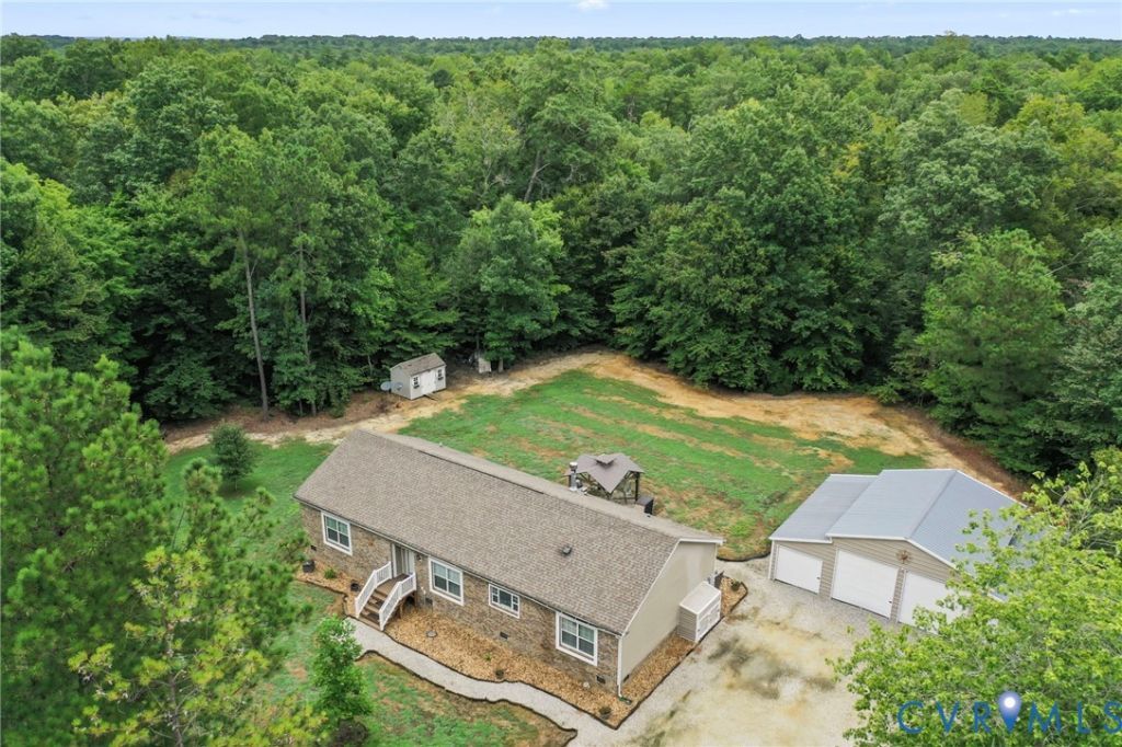 19601 Creekside Drive, Spring Grove, VA 23881 Main Photo