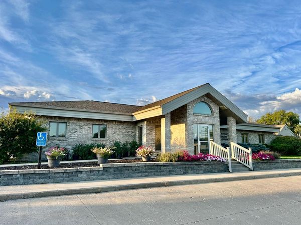 317 2nd Street NW, Roseau, MN 56751