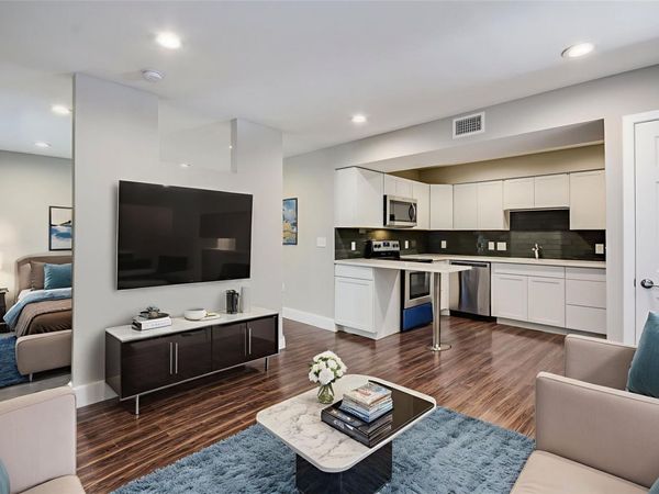 935 La Posada DR, Unit 142, Austin, TX 78752