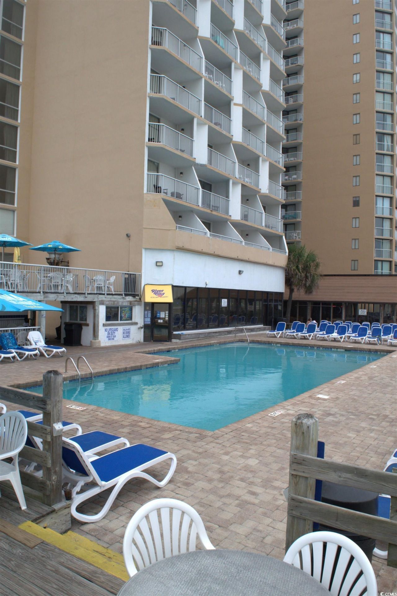 9550 Shore Dr. Photo 15