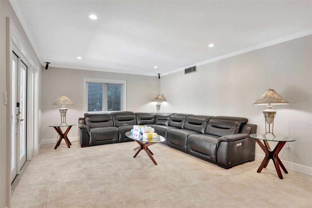 1105 Lake Nettie Drive, Eustis, FL 32726 Photo