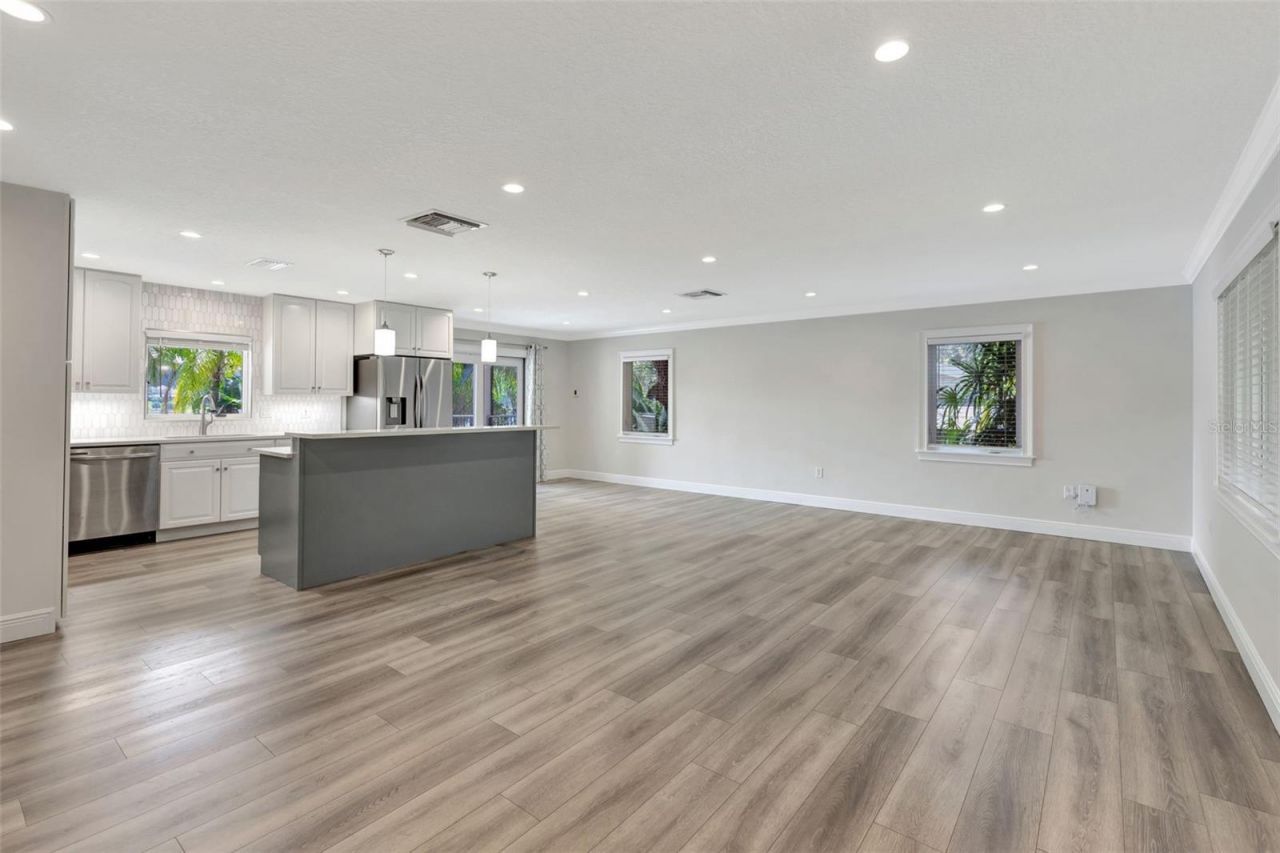 1105 Lake Nettie Drive, Eustis, FL 32726 Photo