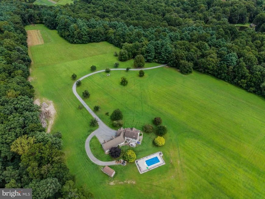 392 Peach Glen Road, Gardners, PA 17324 Main Photo