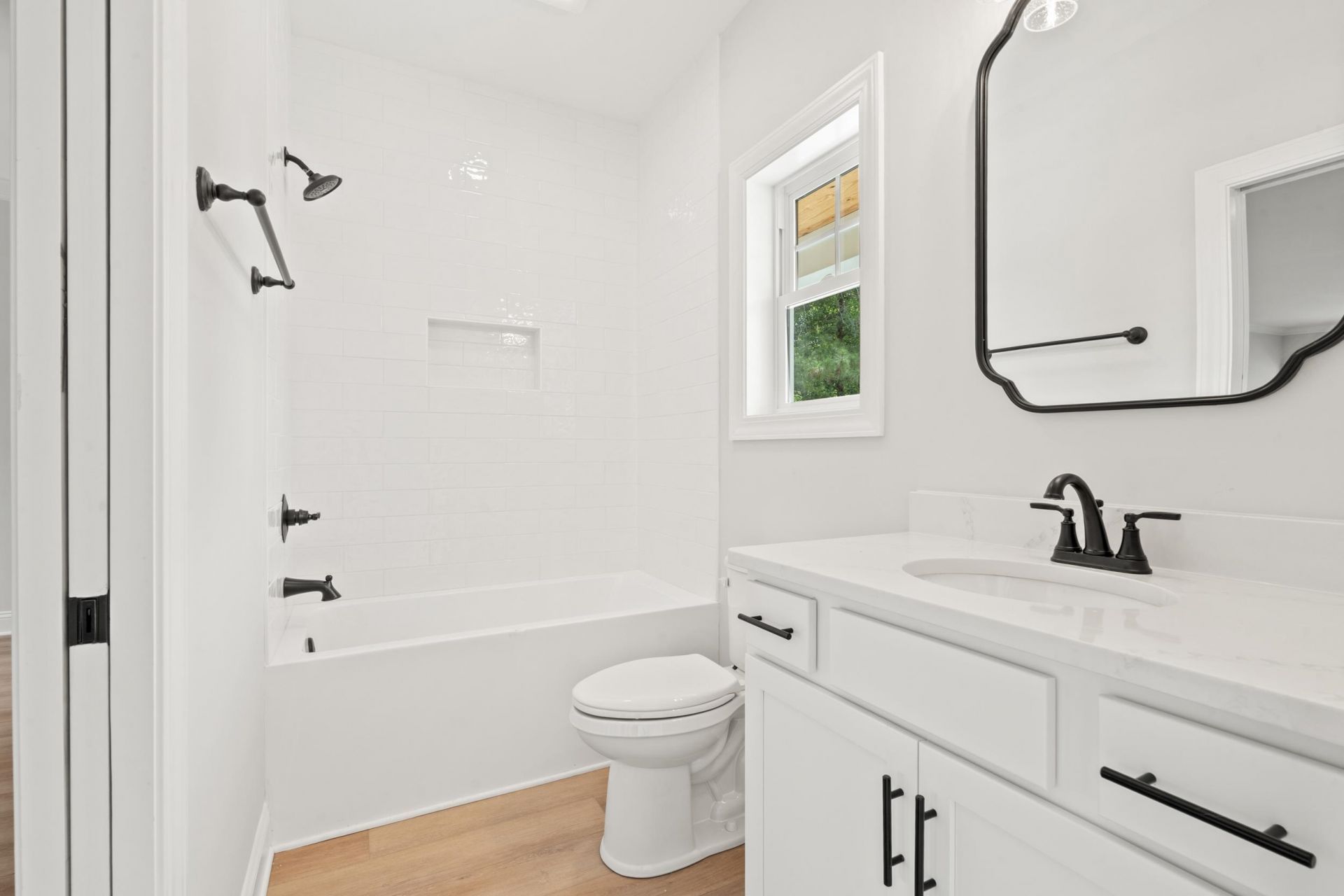147 Litchfield Landing Photo 13