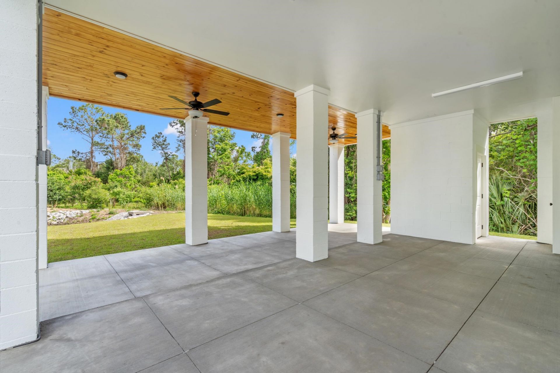 147 Litchfield Landing Photo 19