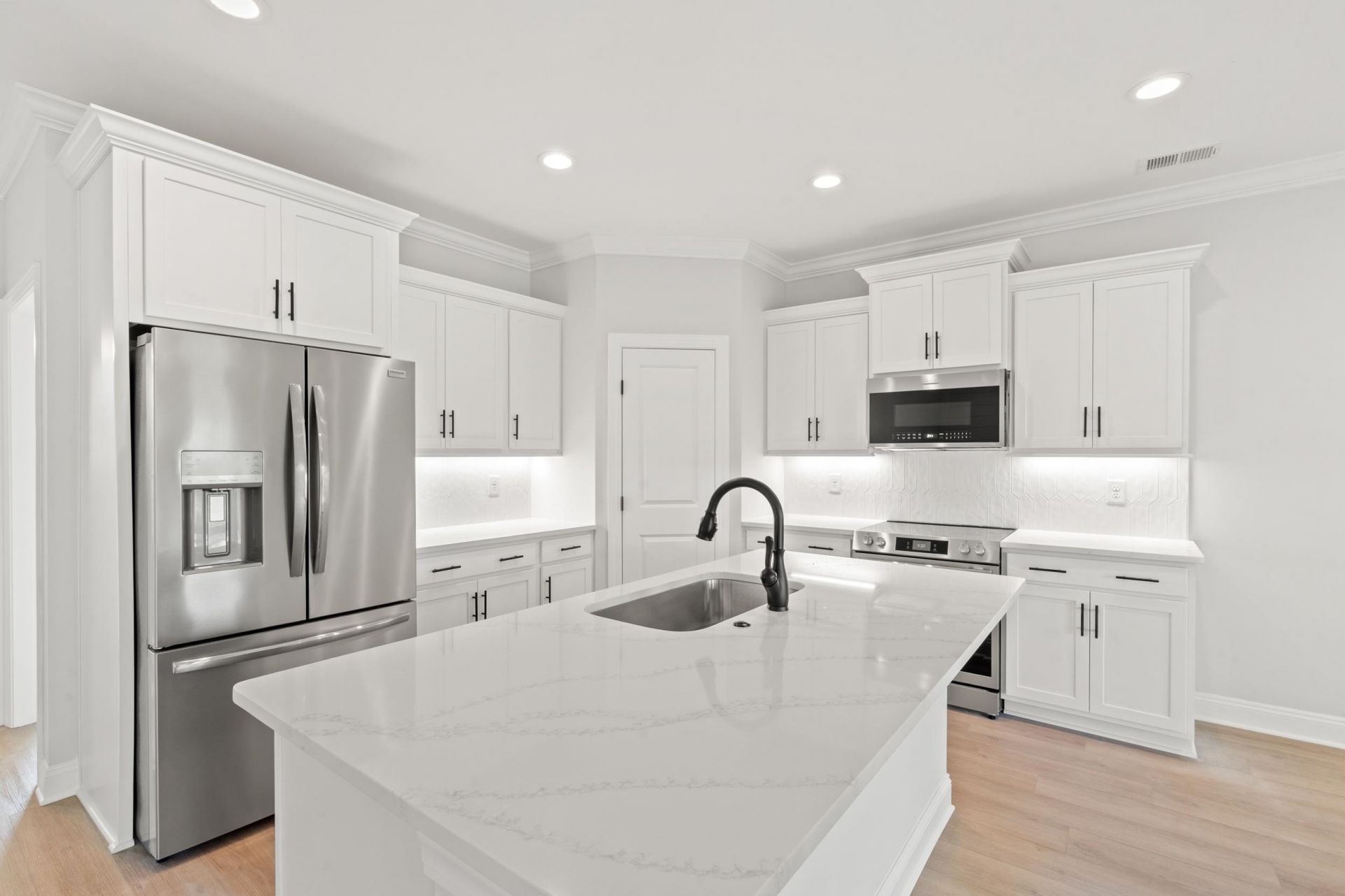 147 Litchfield Landing Photo 5