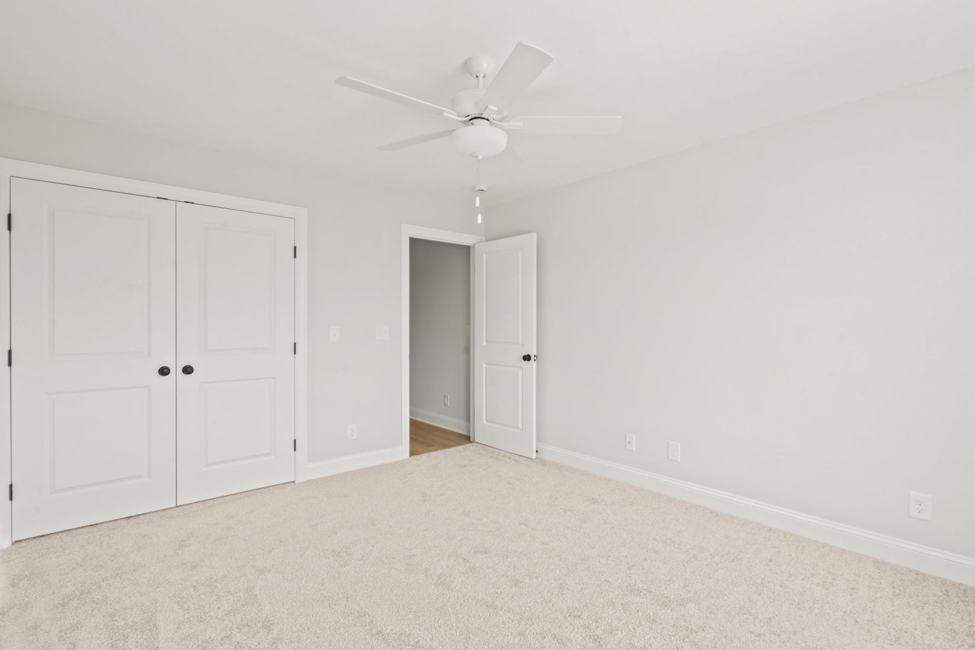 147 Litchfield Landing Photo 9