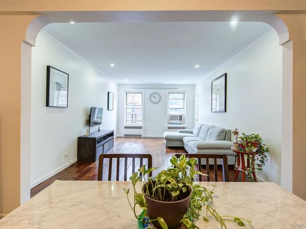 111-39 76th Road, Unit E2, Forest Hills, NY 11375