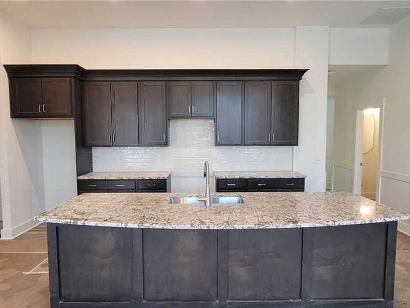 3621 Great Windsor Lane, Green, OH 44685 Photo 2