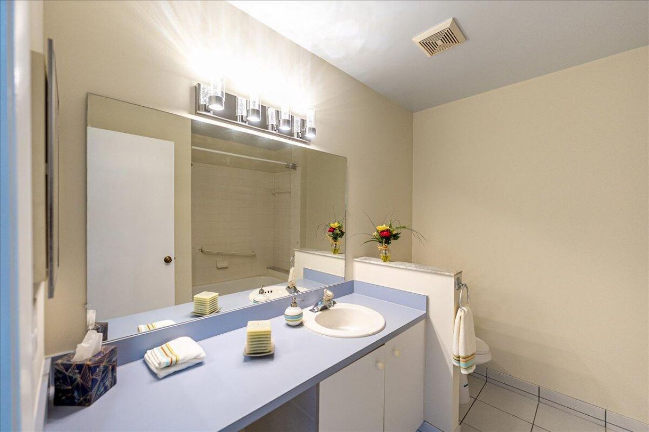 1775 S Dovetail Drive, Unit R, Fort Pierce, FL 34982 Photo