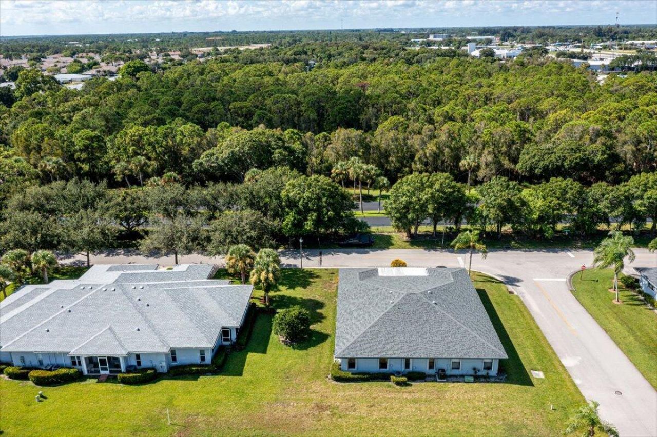 1775 S Dovetail Drive, Unit R, Fort Pierce, FL 34982 Photo