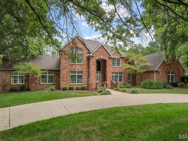 2917 18th Fairway Drive, Belleville, IL 62220