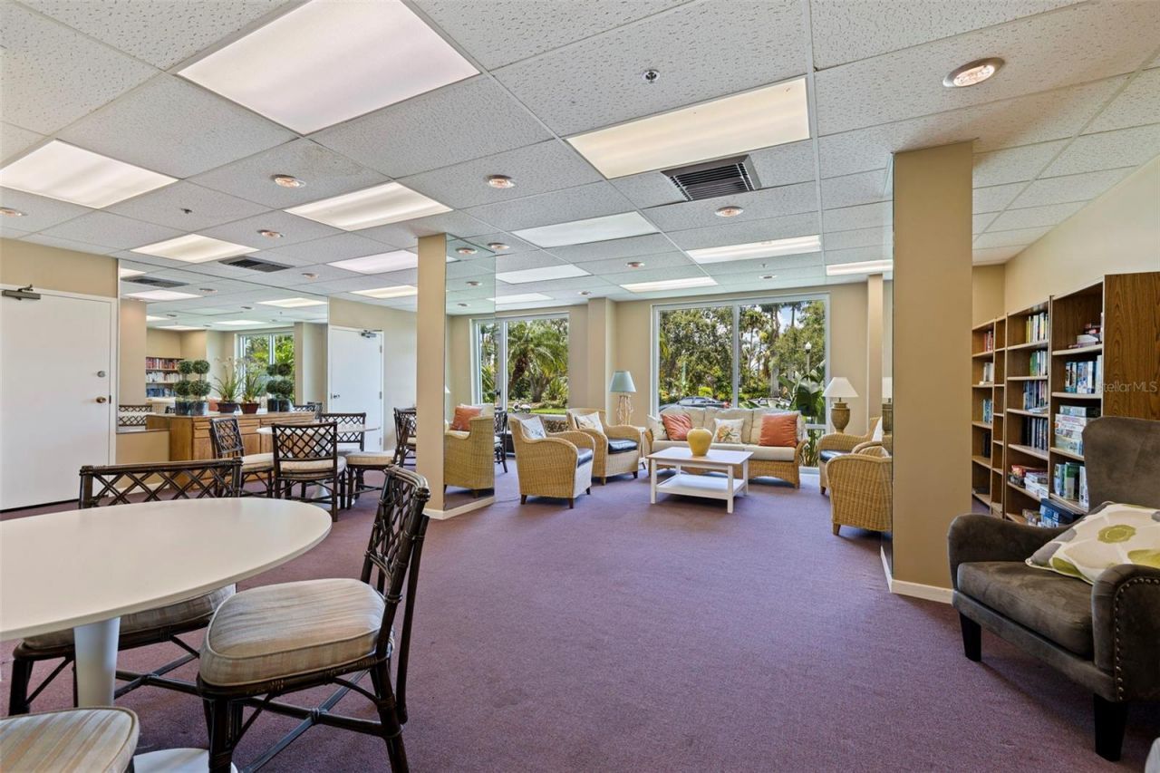 1120 N Shore Drive Ne, Unit 503, Saint Petersburg, FL 33701 Photo