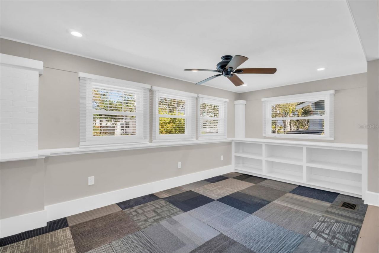 304 21st Avenue N, Saint Petersburg, FL 33704 Photo