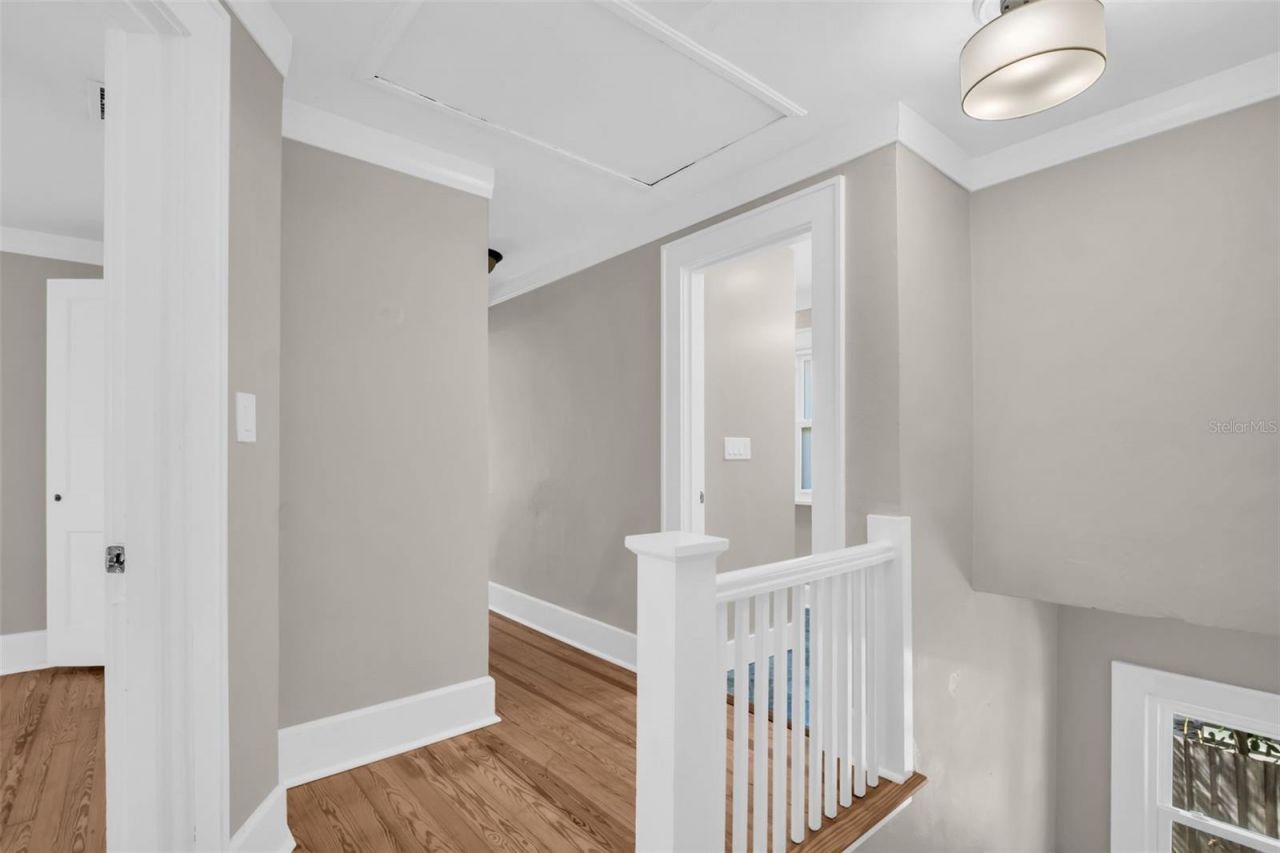 304 21st Avenue N, Saint Petersburg, FL 33704 Photo