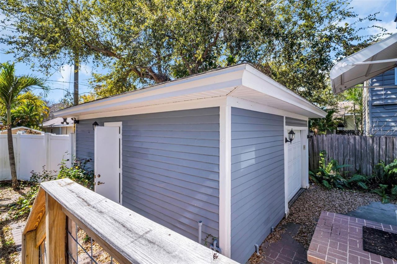 304 21st Avenue N, Saint Petersburg, FL 33704 Photo