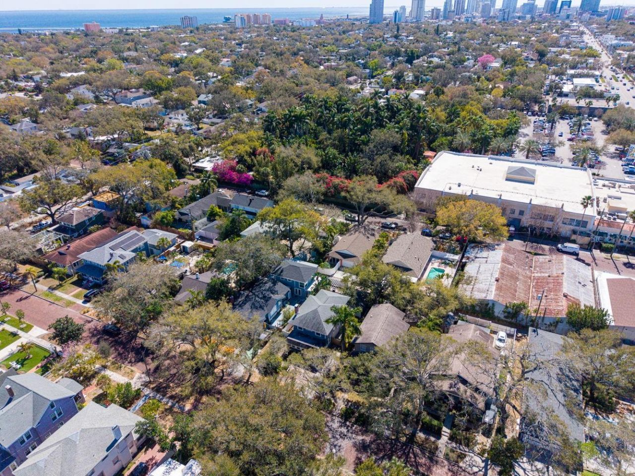 304 21st Avenue N, Saint Petersburg, FL 33704 Photo