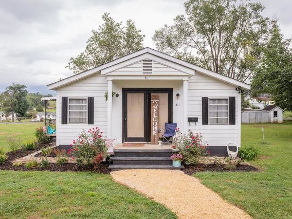 411 FOURTH ST, LURAY, VA 22835