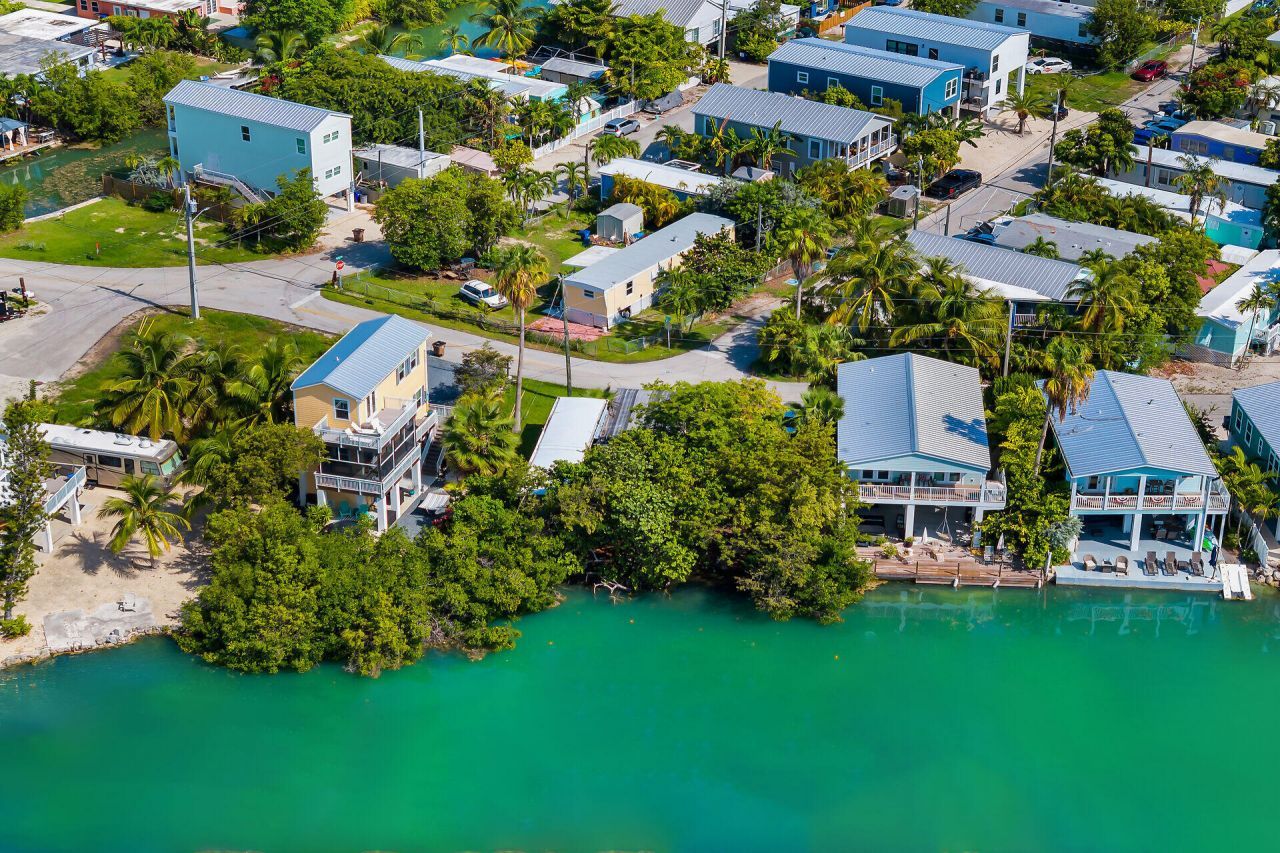 6 Beach Drive, Saddle Bunch, FL 33040 Photo