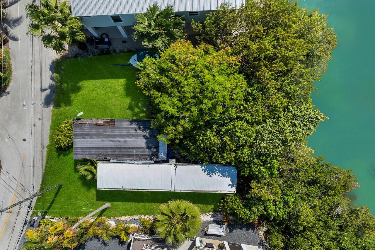 6 Beach Drive, Saddle Bunch, FL 33040 Photo