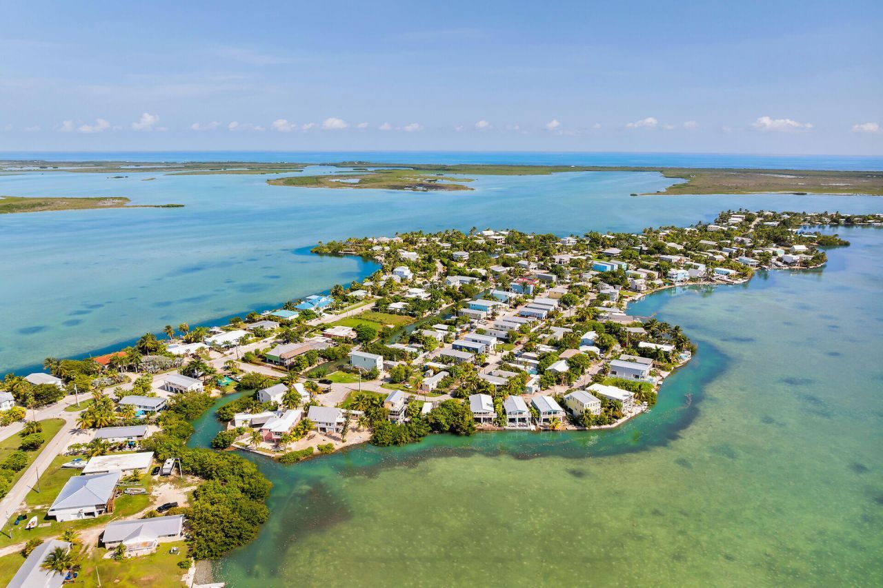 6 Beach Drive, Saddle Bunch, FL 33040 Photo