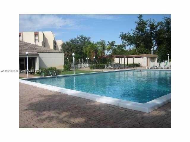 3150 W Rolling Hills Cir, Unit 601, Davie, FL 33328 Photo