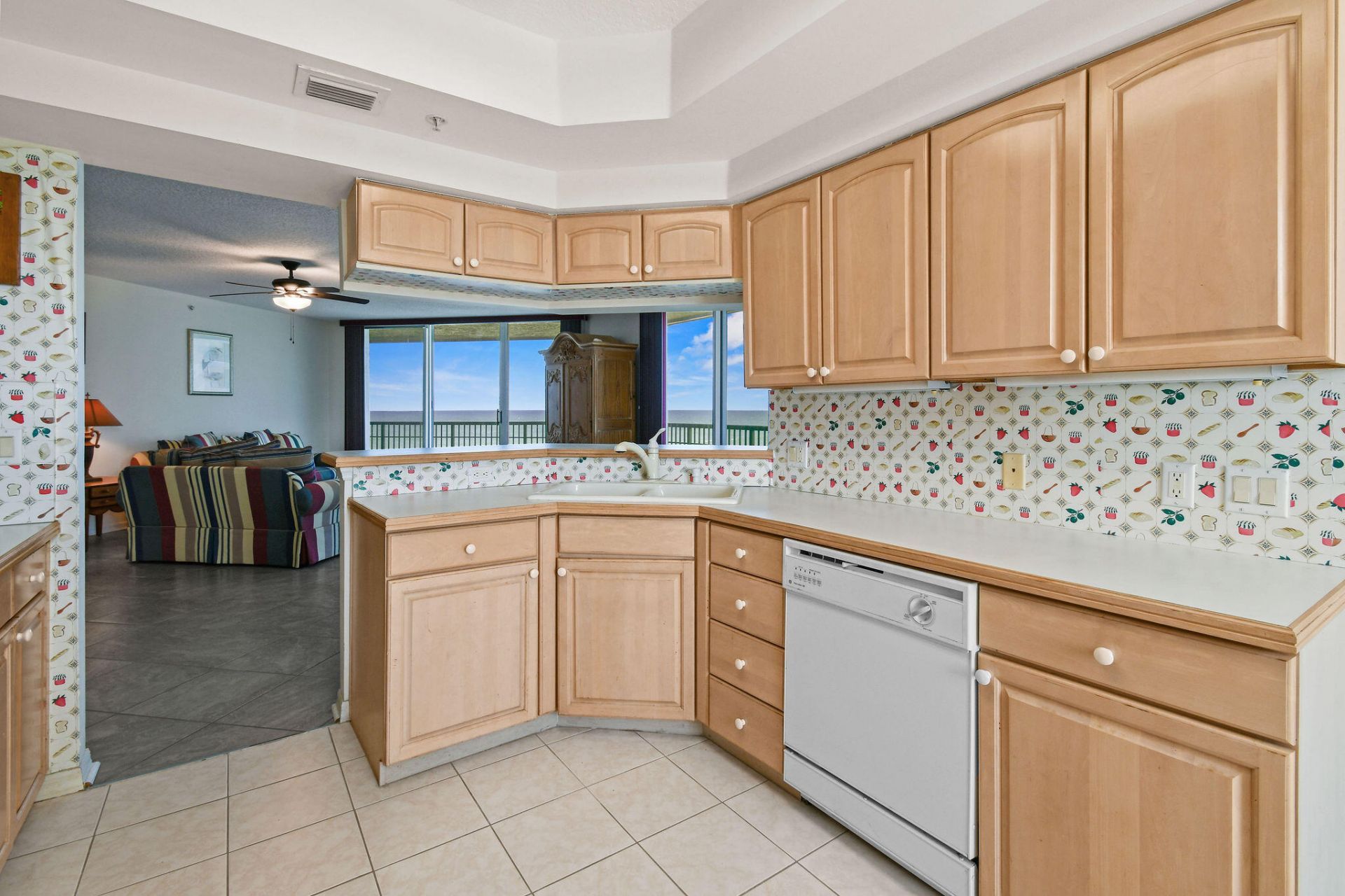 8650 S Ocean Drive, Unit 306, Jensen Beach, FL 34957 Photo