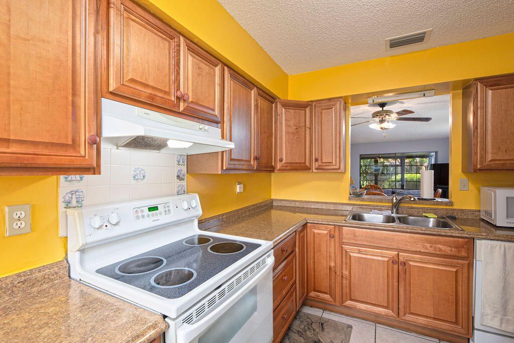 6034 Indrio Road, Unit 1, Fort Pierce, FL 34951 Photo