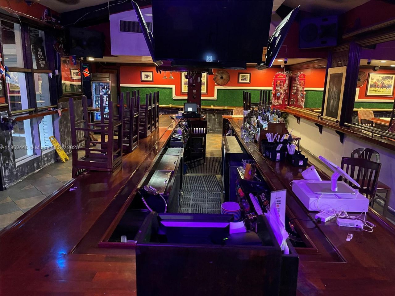 5590 W Hallandale Beach Blvd, Pembroke Park, FL 33023 Photo