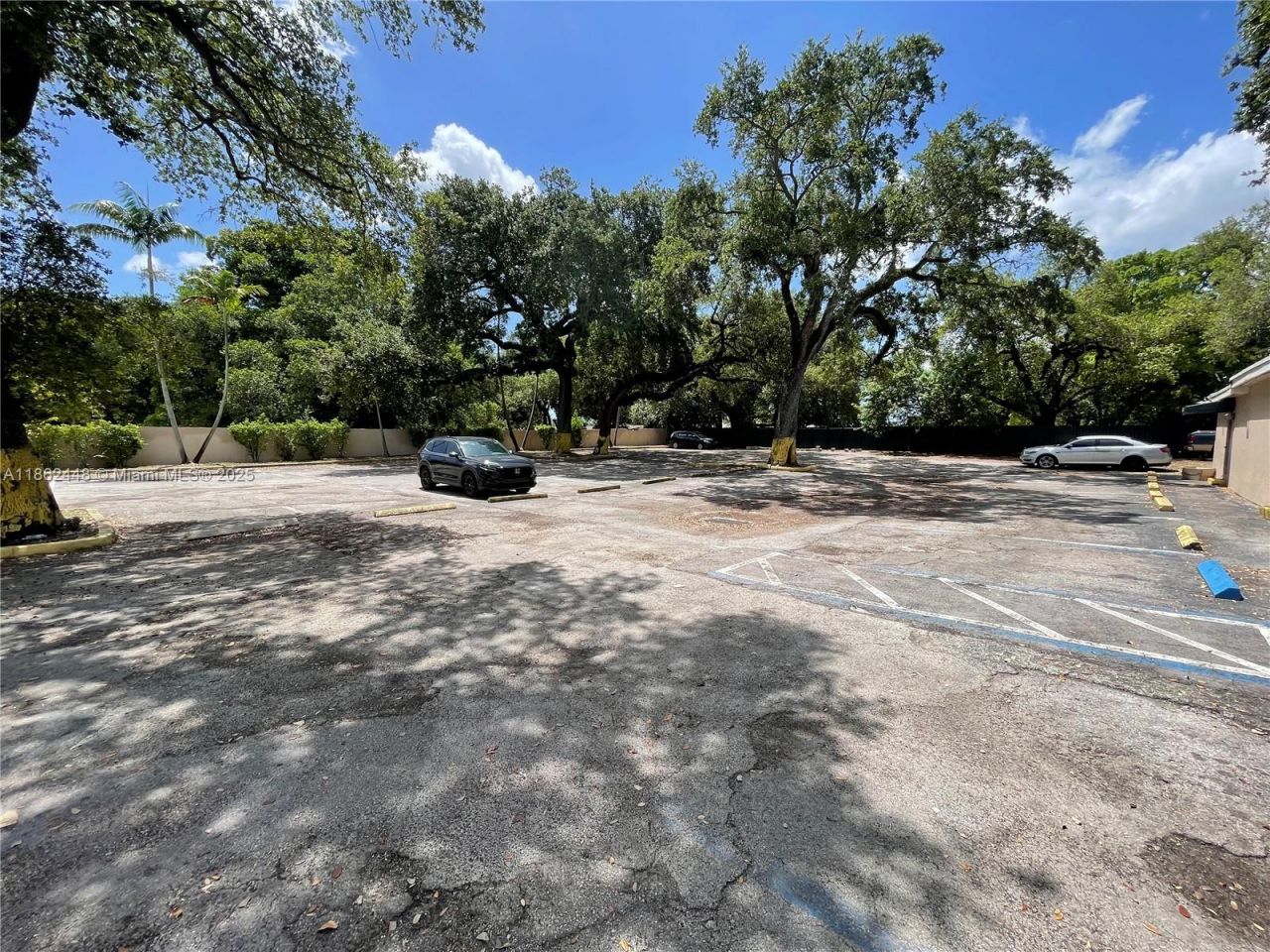 5590 W Hallandale Beach Blvd, Pembroke Park, FL 33023 Photo