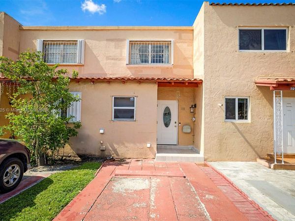 1705 W 57th St, Unit 506, Hialeah, FL 33012